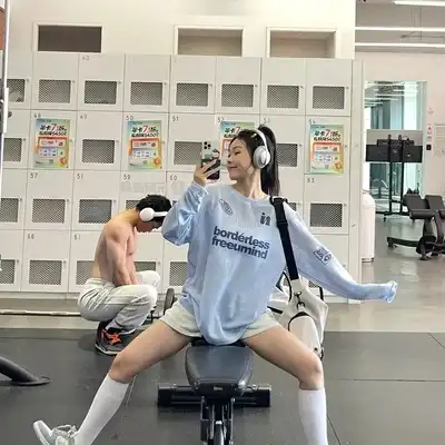 任芳
